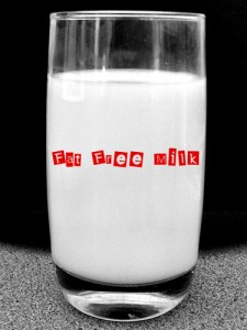 fat-free-milk-225x300